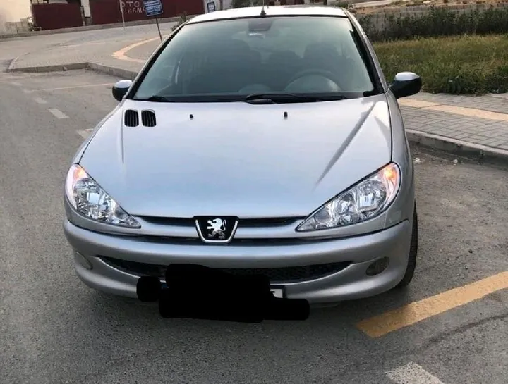 Peugeot 206