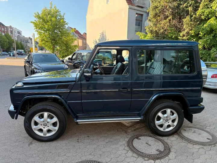 Mercedes-Benz G 400
