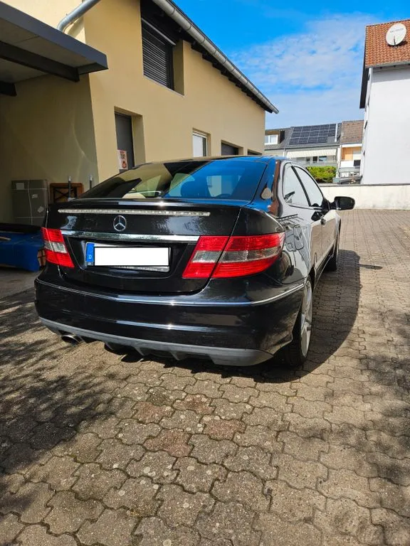 Mercedes-Benz CLC 180