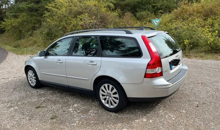 Volvo V50