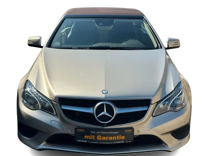 Mercedes-Benz E 220
