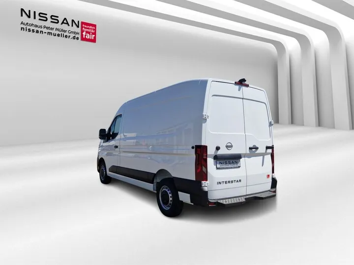 Nissan Interstar
