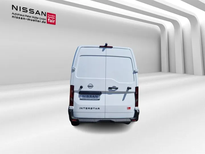 Nissan Interstar