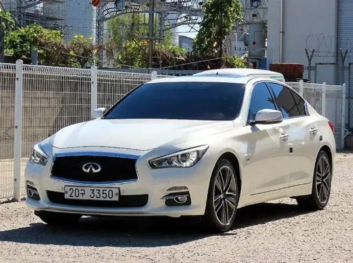 Infiniti Q50