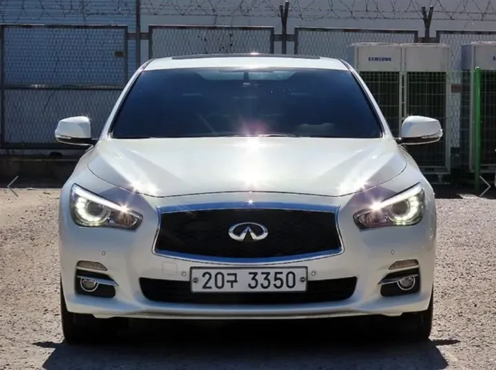 Infiniti Q50