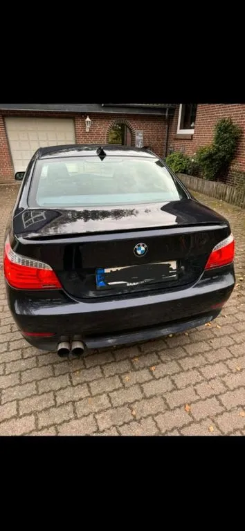 BMW 525