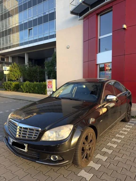Mercedes-Benz C 320