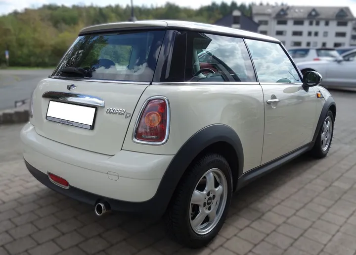 MINI Cooper D