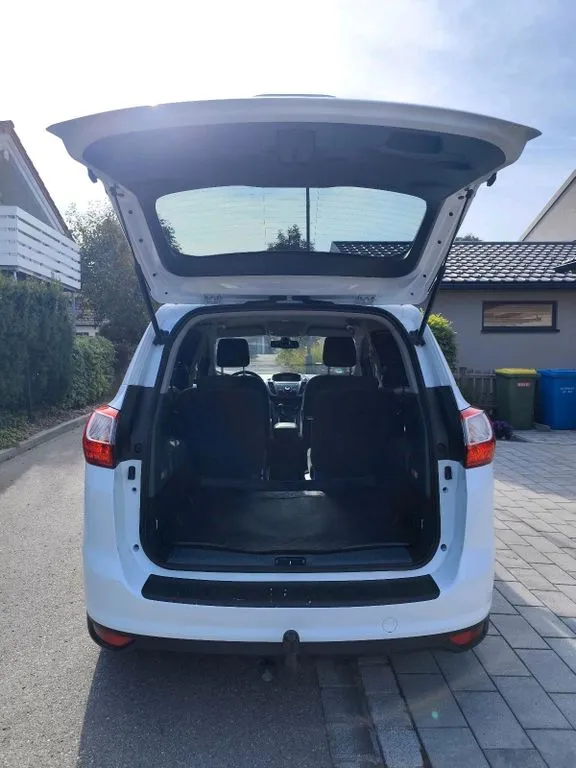 Ford Grand C-Max