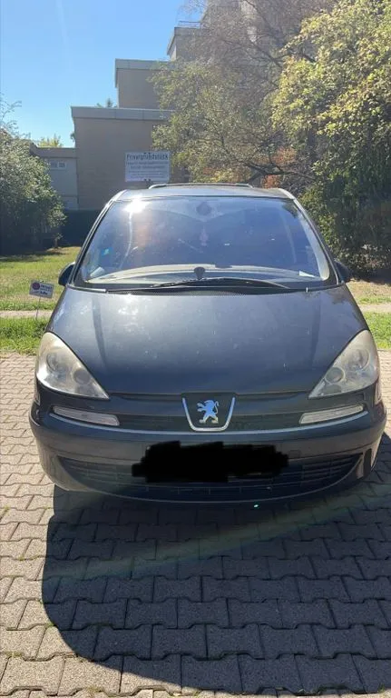 Peugeot 807