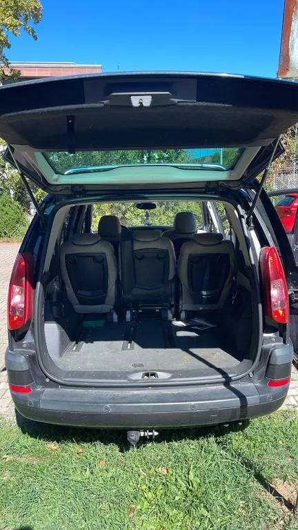Peugeot 807