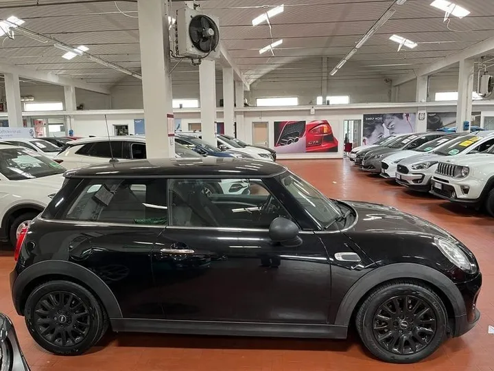 MINI One D