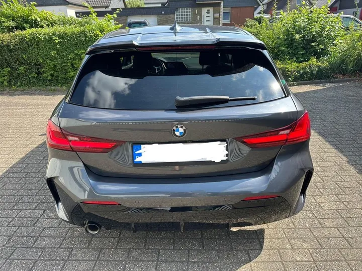 BMW 118