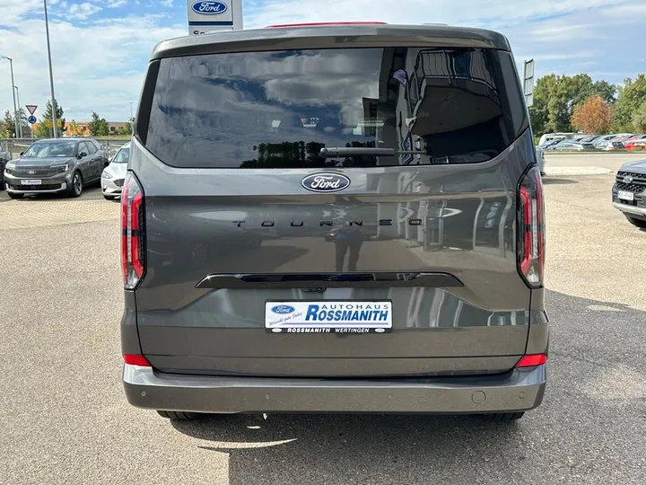 Ford Tourneo Custom