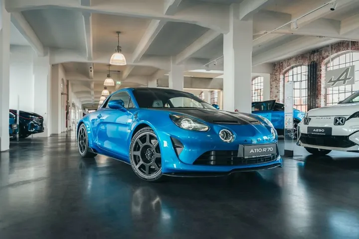 Alpine A110