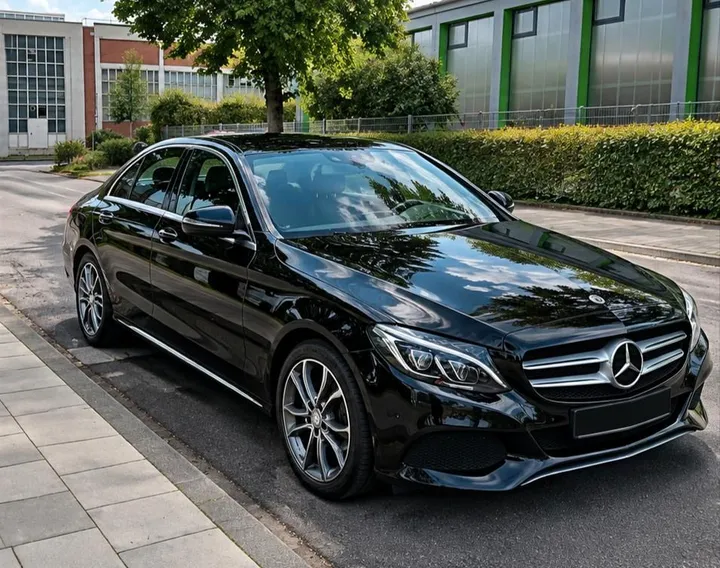 Mercedes-Benz 200