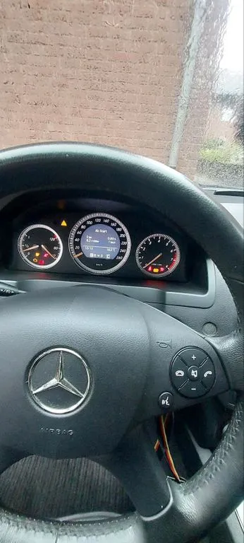 Mercedes-Benz C 180