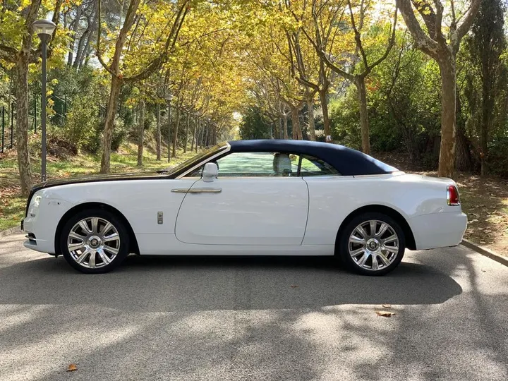 Rolls-Royce Dawn