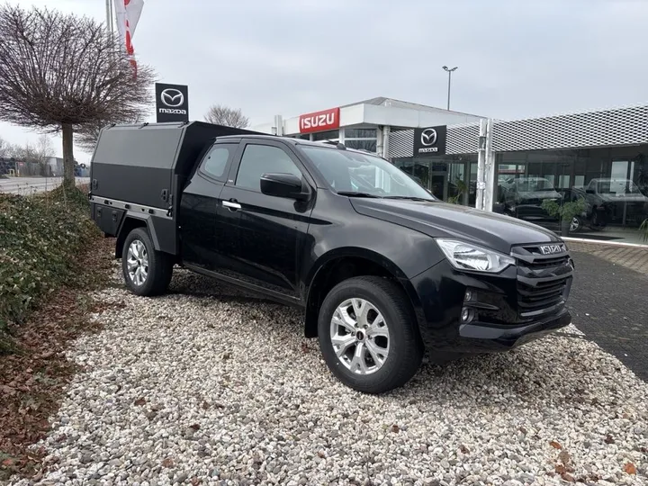 Isuzu D-Max