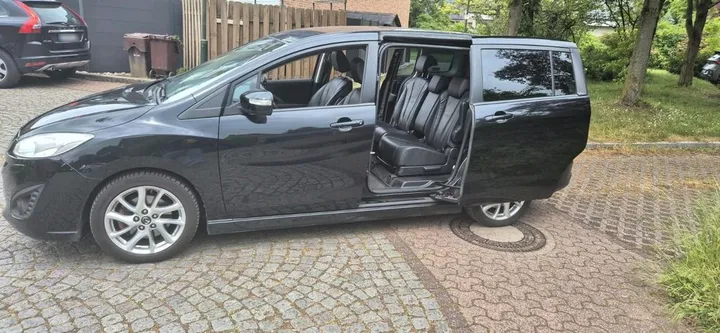Mazda 5