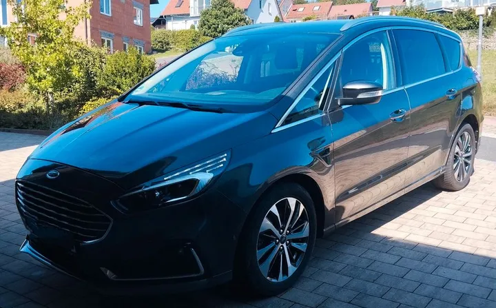 Ford S-Max