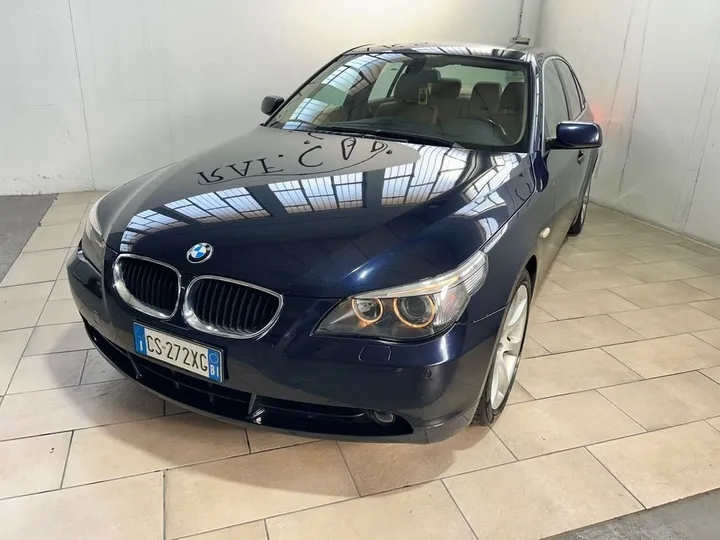 BMW 525