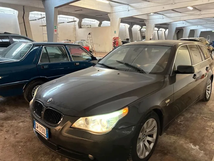 BMW 525