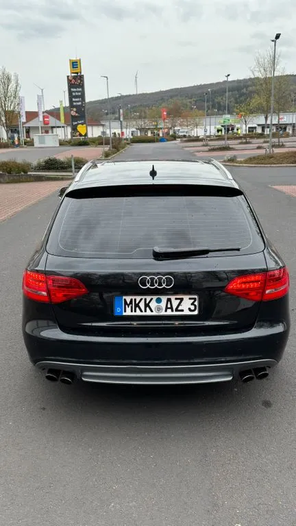 Audi S4