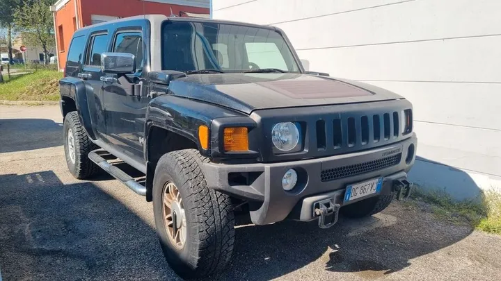Hummer H3