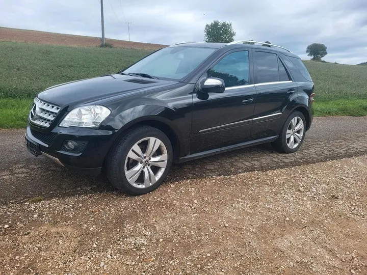 Mercedes-Benz ML 320