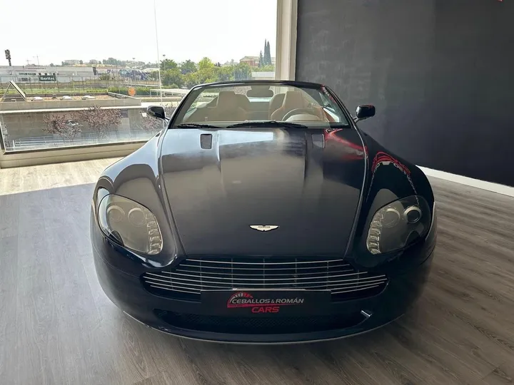 Aston Martin V8 Vantage