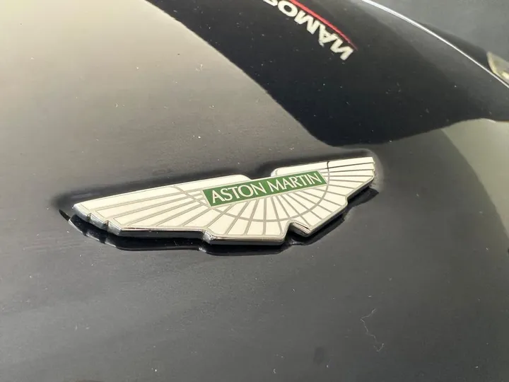 Aston Martin V8 Vantage