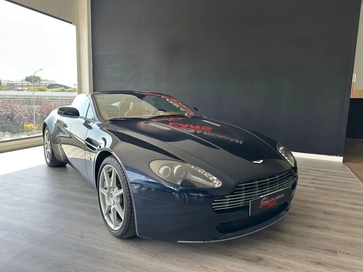 Aston Martin V8 Vantage