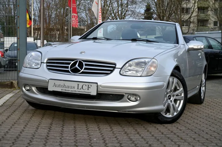 Mercedes-Benz SLK 200