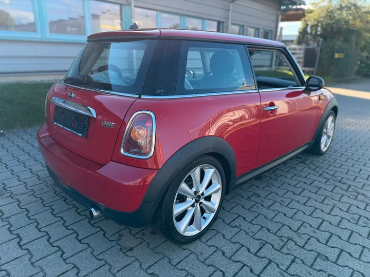 MINI ONE