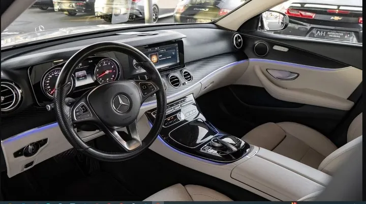 Mercedes-Benz E 200