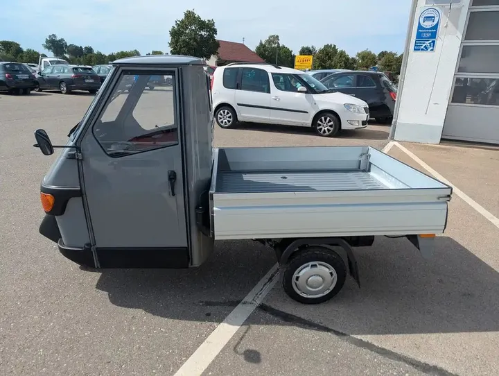 Piaggio APE