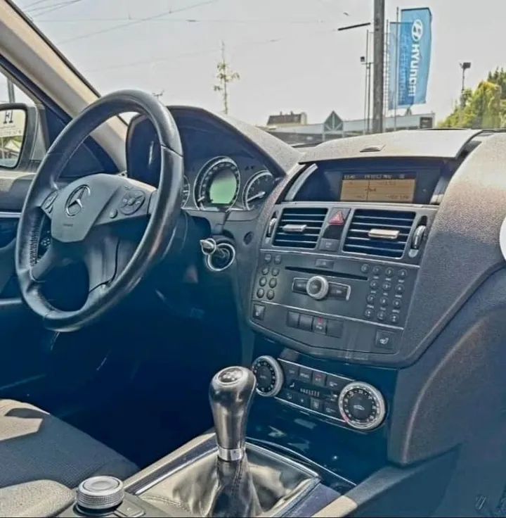Mercedes-Benz C 180