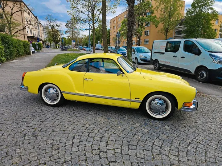 Volkswagen Karmann Ghia