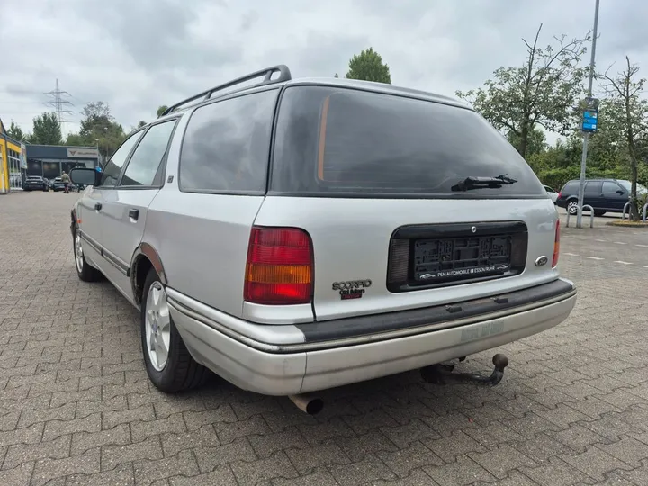 Ford Scorpio