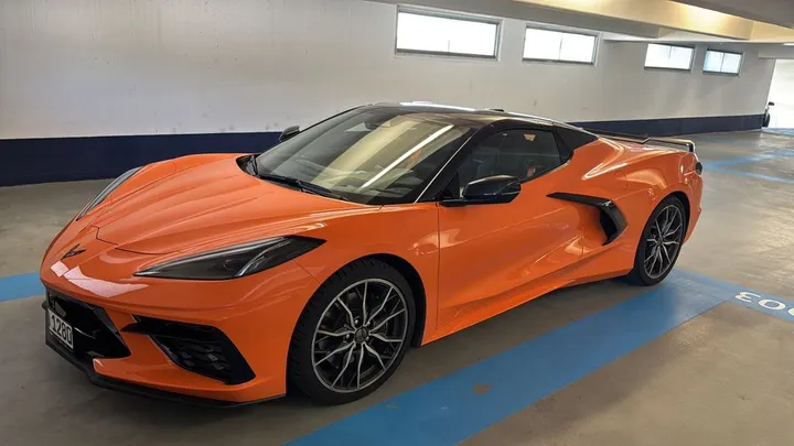 Corvette C8