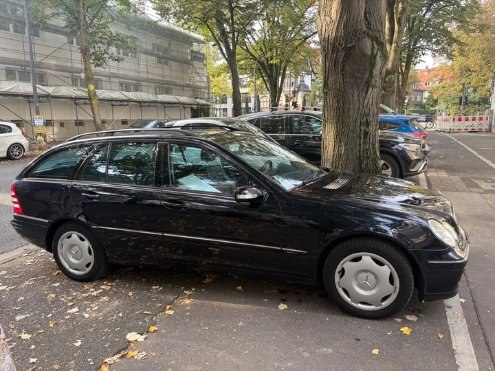 Mercedes-Benz C 180