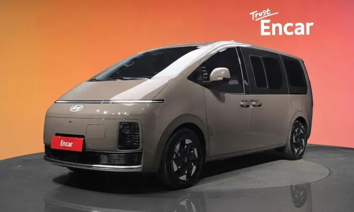 Hyundai Staria