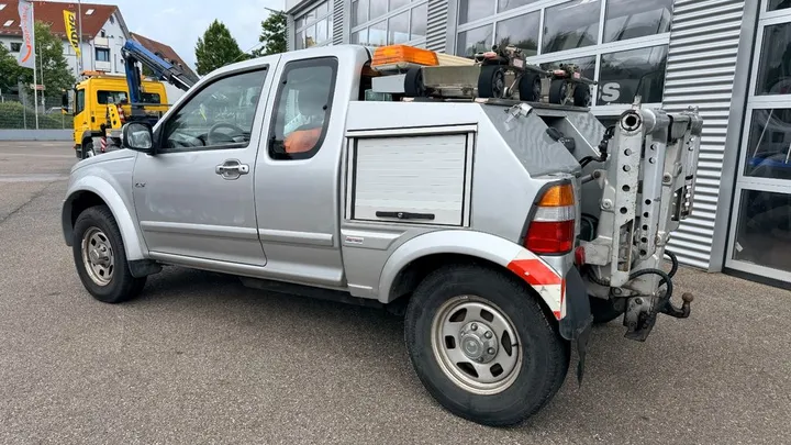 Isuzu PICK UP