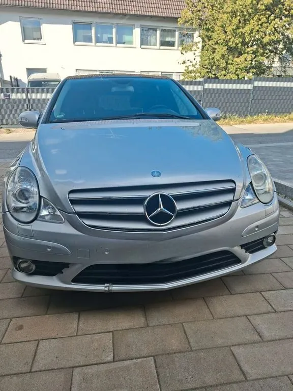 Mercedes-Benz R 500