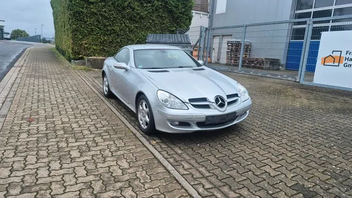 Mercedes-Benz SLK 200