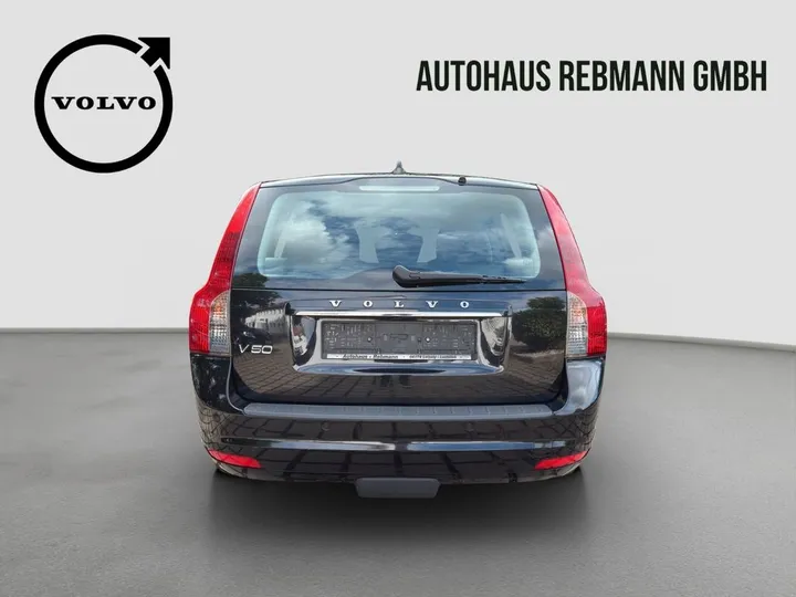 Volvo V50