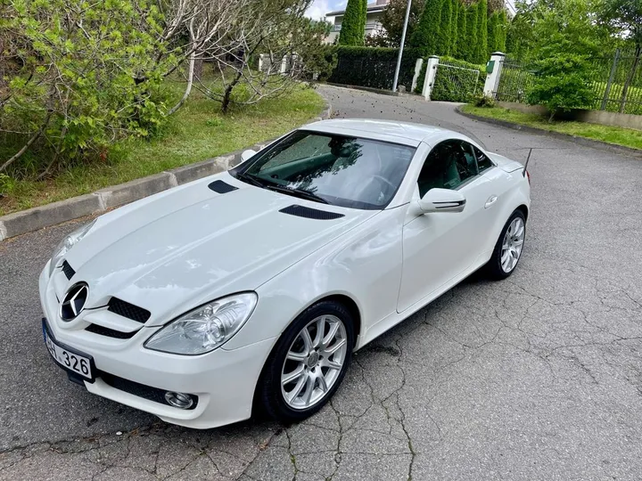 Mercedes-Benz SLK 280