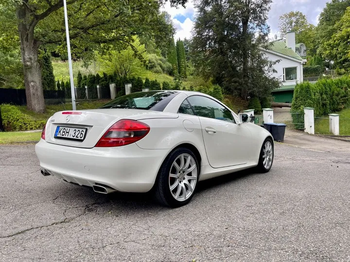 Mercedes-Benz SLK 280