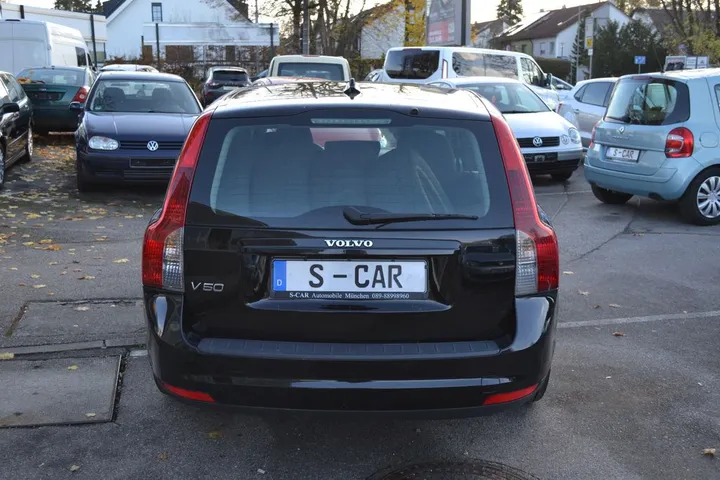 Volvo V50